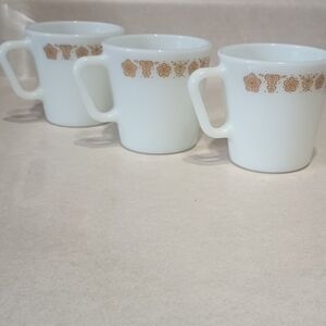 Set of 3 Vintage Pyrex Mugs with Gold Butterfly Pattern, Perfect Condition